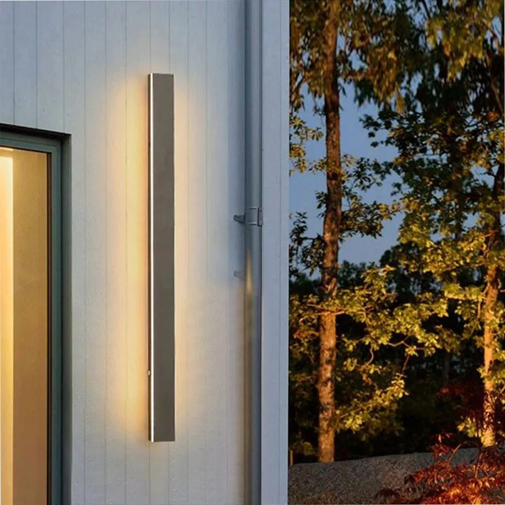 Edge moderne lineaire buitenwandlamp – metaal en acryl – geschikt voor tuin en hal